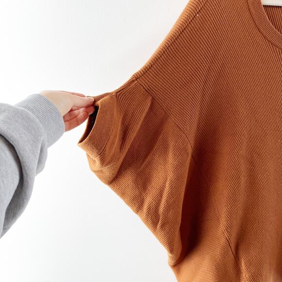 Anthropologie Vanessa Ribbed Knit Poncho Short Sleeve Sweater Rust Brown Medium - Picture 6 of 6